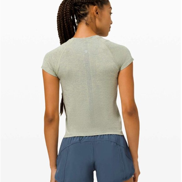 Lululemon Swiftly Tech Short Sleeve 2.0 *Race Length Asphalt Grey / Lemon Vibe - Picture 2 of 11